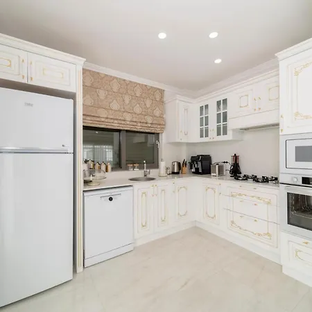 Brand New With Full Amenities * كمر